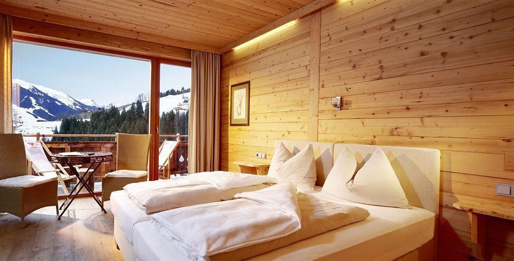 Art & Ski-In Hotel Hinterhag Σάαλμπαχ-Χίντεργκλεμ Δωμάτιο φωτογραφία