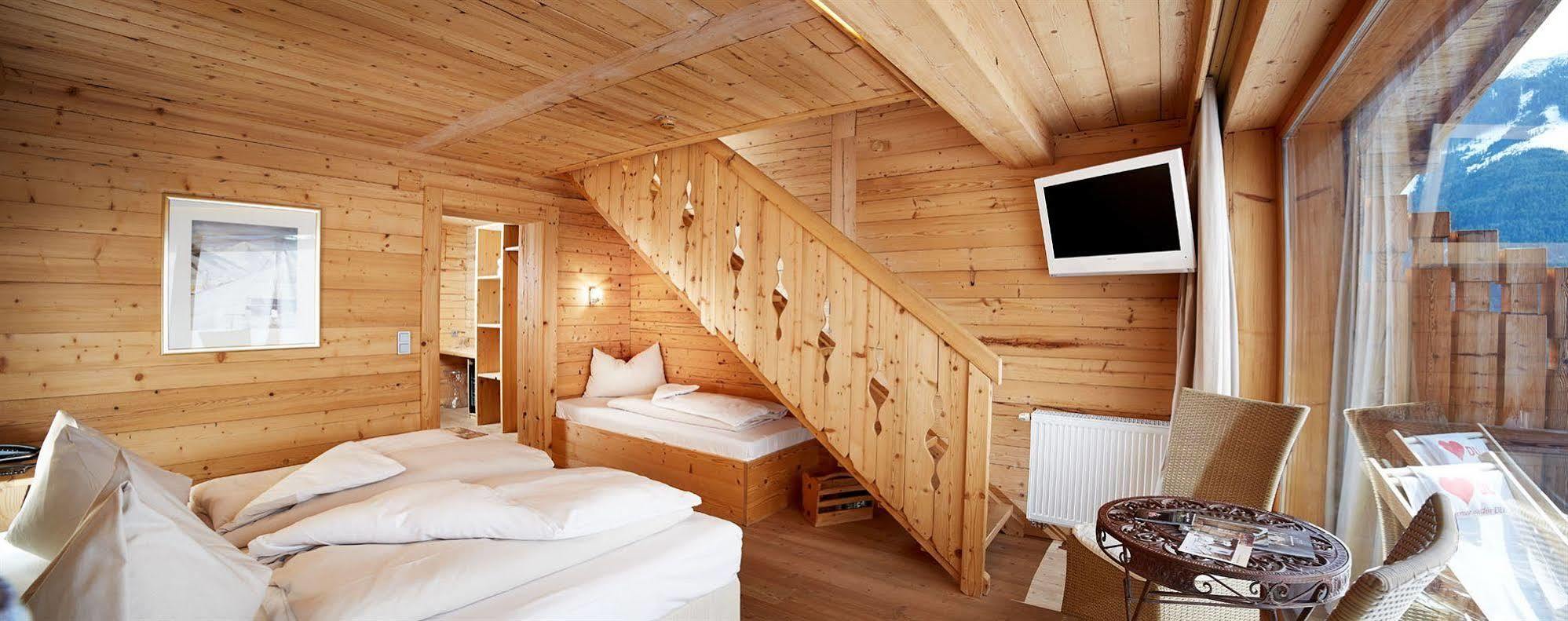 Art & Ski-In Hotel Hinterhag Σάαλμπαχ-Χίντεργκλεμ Δωμάτιο φωτογραφία