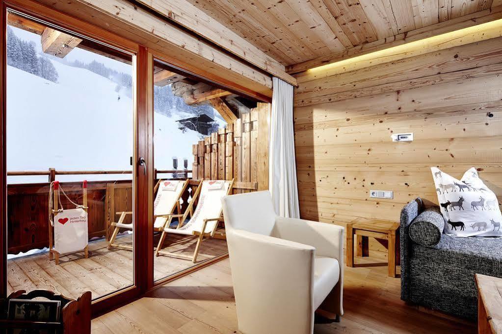 Art & Ski-In Hotel Hinterhag Σάαλμπαχ-Χίντεργκλεμ Δωμάτιο φωτογραφία